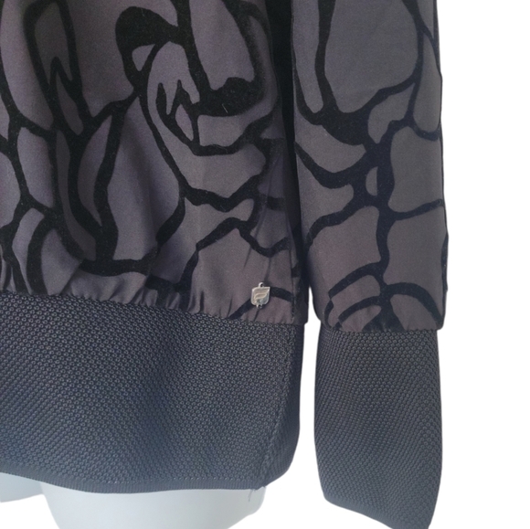 FABLETICS Womens Lola Back At It Floral Long Sleeve Cutout Pullover Top. - Picture 7 of 11